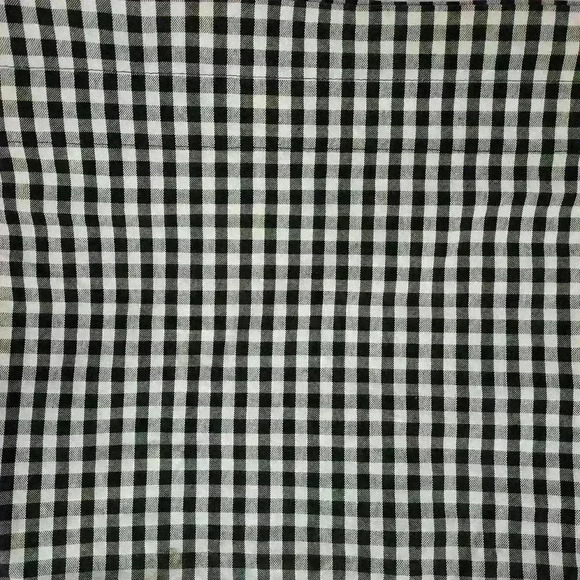 Pair-Balck and White Gingham Valances - Picture 3 of 4